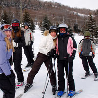 Quebec Four Day Ski Tour | Students Skiing 