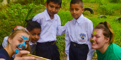 Camps international - volunteer with Explorica